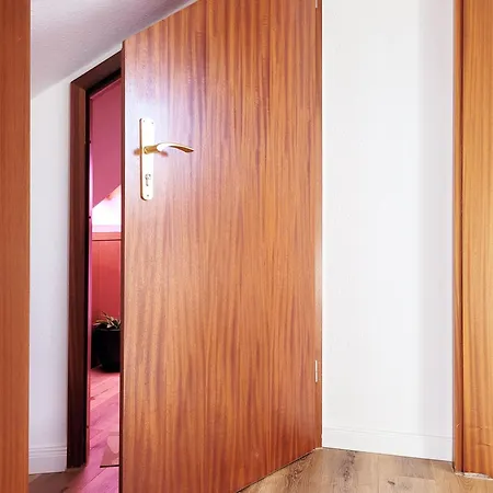 Apartment Kostenguenstige & Charmante Ferienunterkunft Ohne Kueche Und In Strandnaehe - Ideal Fuer Kurztrips Oder 1-nacht Aufenthalte Scharbeutz